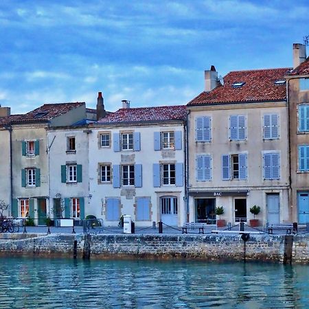 A 150M Du Port De St-Martin-De-Re, Studio Pour 2 Saint-Martin-de-Ré Zewnętrze zdjęcie